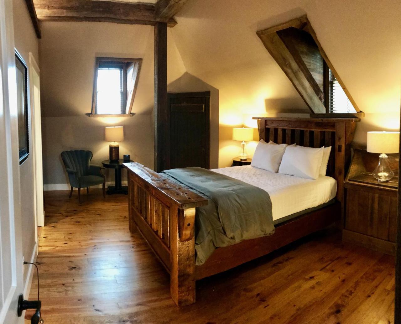 غالينا The Inn At Felt Manor المظهر الخارجي الصورة